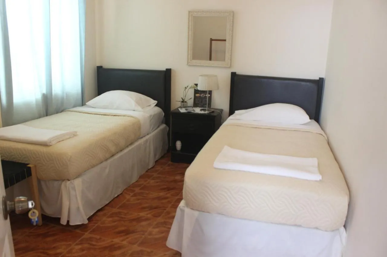Hotel Cruz Grande-Brava Vila Nova Sintra 3*,